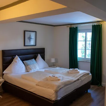 Landfein Big Country House-2